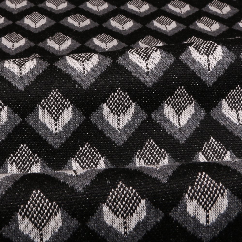 Tissu Gianni Maille Noir Losanges et chevrons Blancs et gris