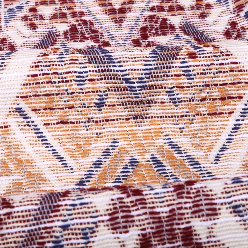 Tissu Gianni Jersey Jacquard Ecru Aztèques Bordeaux et camel