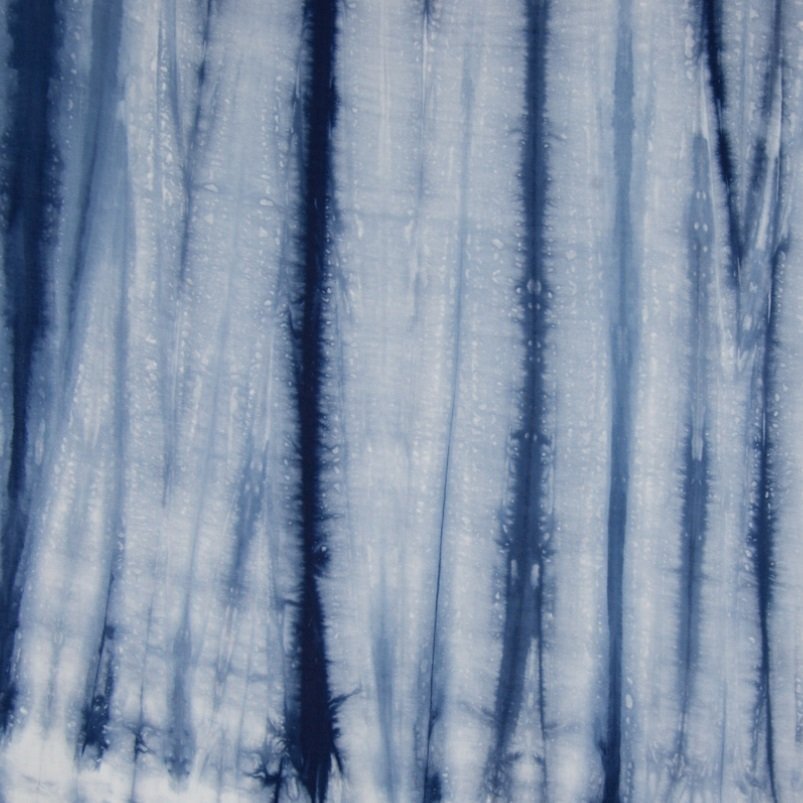 Tissu Viscose imprimée Tie and dye Bleu et blanc