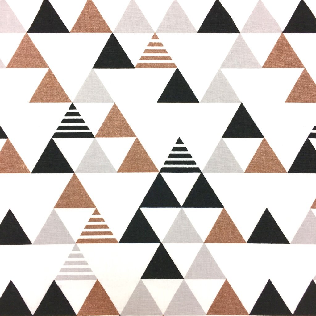 Tissu Coton Imprimé Arty Blanc Triangles Noirs, gris et cuivre