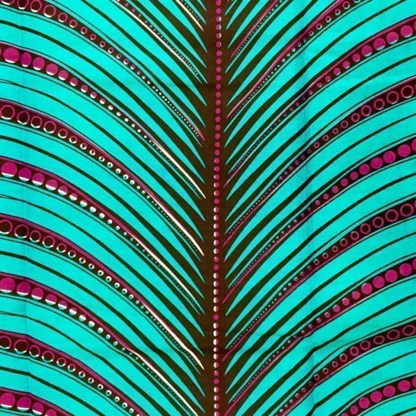 Tissu Wax africain N° 153 Bleu turquoise Motifs africain Violets et noirs - Par 50 cm