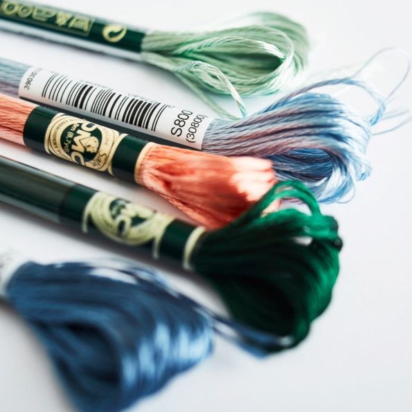 Fil à broder Mouliné Satin DMC 1008F