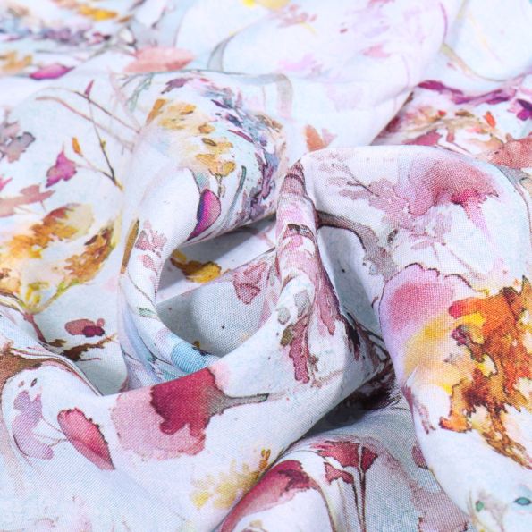 Tissu Viscose Aqua Forest sur fond Bleu ciel - Par 10 cm