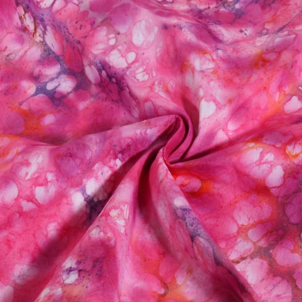 Tissu Viscose Batik Effet aquarelle sur fond Rose - Par 10 cm