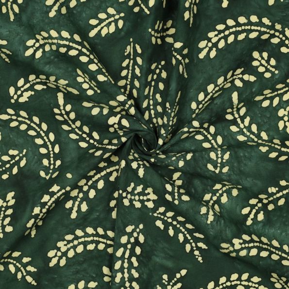 Tissu Batik de Coton fines branches Ecru sur fond Vert profond - Par 10 cm