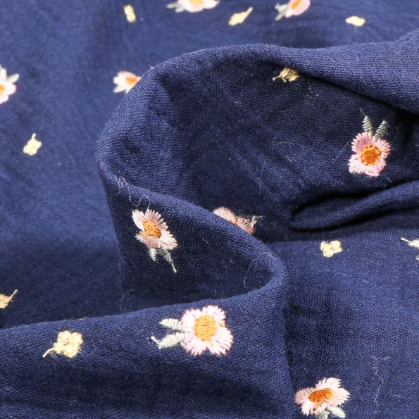 Tissu Double gaze Lalou brodé sur fond Bleu marine - Par 10 cm