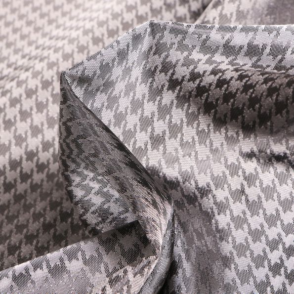 Tissu Satiné Pieds de poules sur fond Gris - Par 10 cm