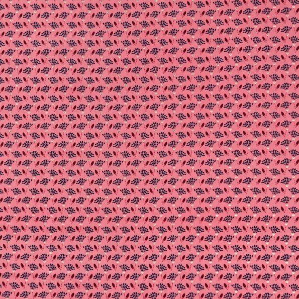 Tissu Satin imprimé Pearl Peach by Penelope Fleurs géométriques stylisées Bleues, pourpres et paillettes or sur fond Rose - Par 10 cm