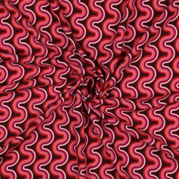 Tissu Viscose imprimé vaguelettes rétro tons Rouge sur fond Noir - Par 10 cm