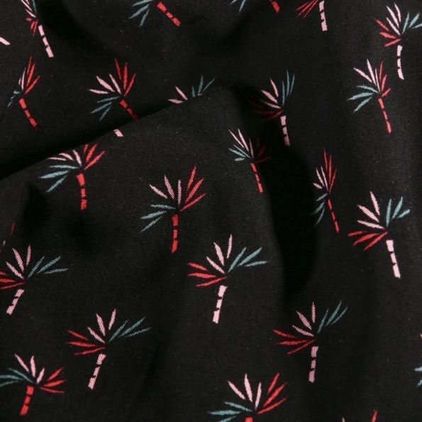 Tissu Viscose Jeune bambou sur fond Noir - Par 10 cm