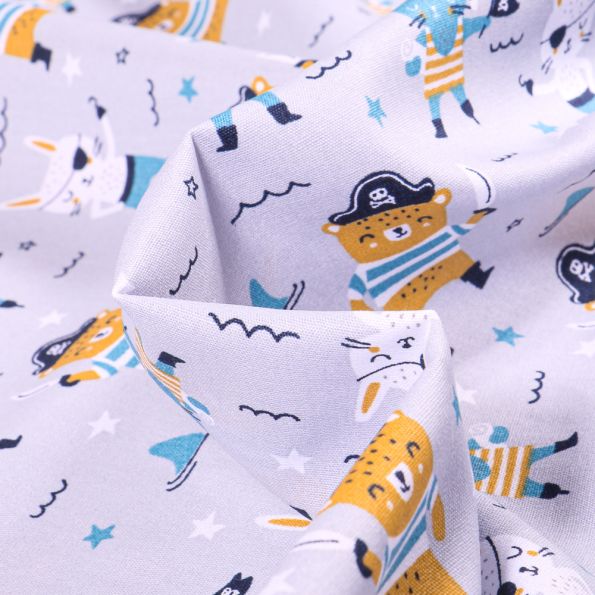Tissu Coton imprimé Little pirate sur fond Gris - Par 10 cm