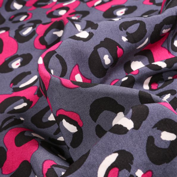 Tissu Viscose Irma sur fond Gris anthracite - Par 10 cm