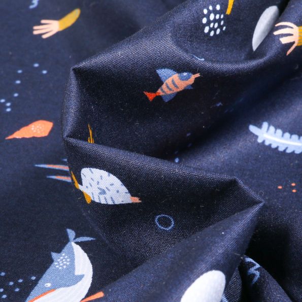 Tissu Coton imprimé Bio Aqua sur fond Bleu marine - Par 10 cm