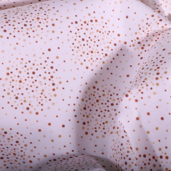Tissu Popeline Coton Bio Petits pois pêche et bordeaux sur fond Blanc - Par 10 cm