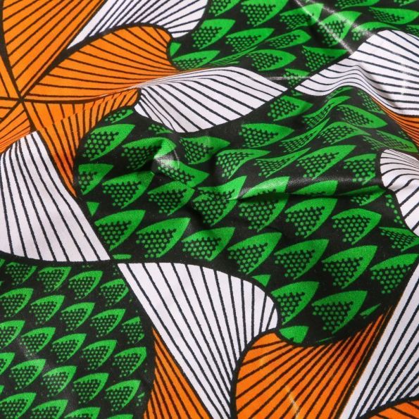 Tissu Wax africain N°619 Trèfles sur fond Vert - Par 10 cm