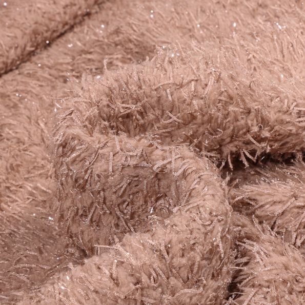 Tissu Fausse fourrure Irina sur fond Cappuccino - Par 10 cm