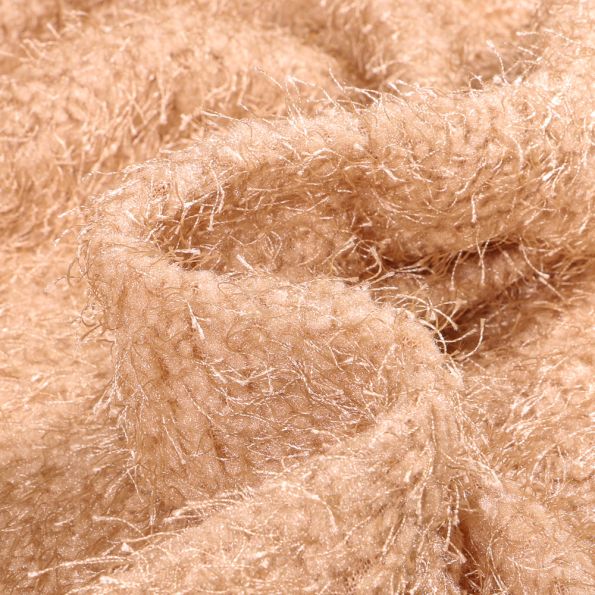 Tissu Fausse fourrure Ludmila sur fond Beige sable - Par 10 cm
