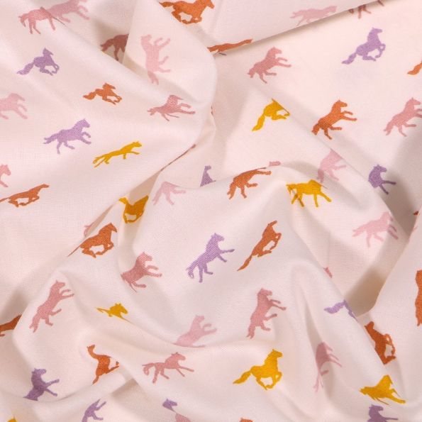 Tissu Coton imprimé Chevaux multicolores sur fond Blanc cassé - Par 10 cm