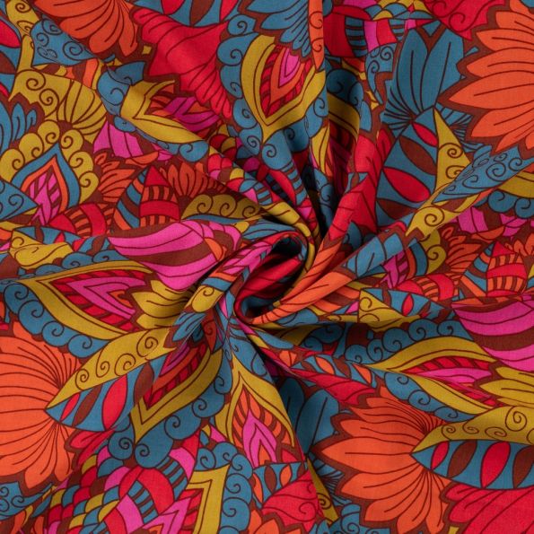 Tissu Viscose imprimé Arabesques fleuries sur fond Rouge foncé - Par 10 cm