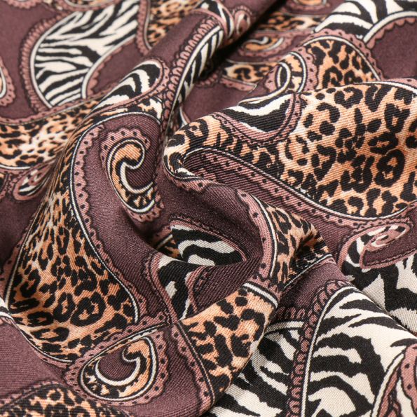 Tissu Viscose Twill Paisley animals sur fond Marron - Par 10 cm