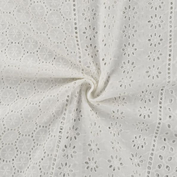 Tissu Popeline de Coton Broderie Anglaise Cercles & Fleurs sur fond Blanc cassé - Par 10 cm