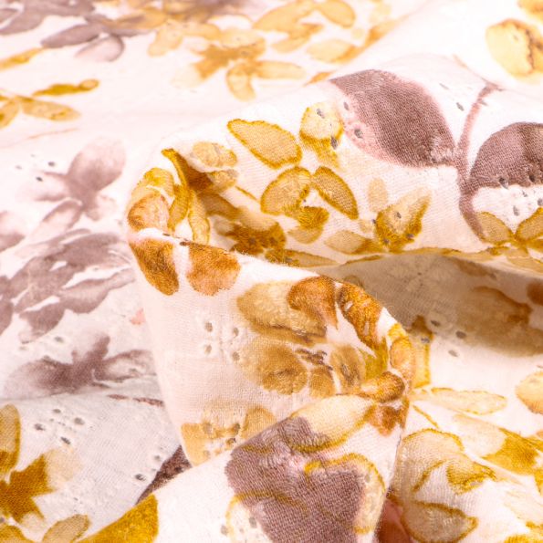 Tissu Double gaze ajouré brodé Aquarelle fleuris ocre sur fond Blanc cassé - Par 10 cm