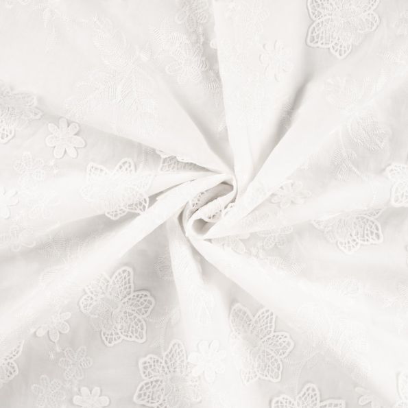 Tissu Voile de Coton brodé Hannah grandes fleurs sur fond Blanc - Par 10 cm