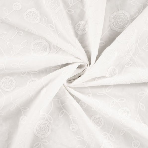 Tissu Voile de Coton brodé Rosa petites roses sur fond Blanc - Par 10 cm