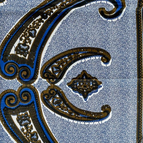 Tissu Wax Africain N°263 Motifs Baroques Kaki et bleu marine sur fond Bleu marine et blanc - Par 10 cm