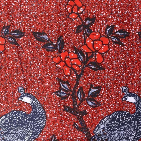 Tissu Wax Africain N°334 Paons et fleurs Bleu marine sur fond Rouge - Par 10 cm