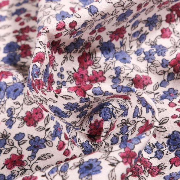Coupon Tissu Coton imprimé Arty Léonie pourpre et bleu sur fond Blanc - Par coupon de 3 mètres