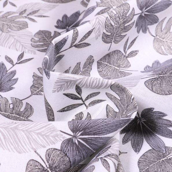 Tissu Coton imprimé Kanna sur fond Gris clair - Par 10 cm