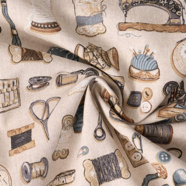 Tissu Toile de Coton  Atelier Couture Gris sur fond Beige - Par 10 cm