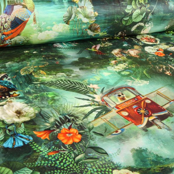 Tissu Velours ras épais tout doux Expédition fantastique sur fond Vert - Par 10 cm