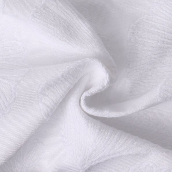 Tissu Jacquard Yasuko feuilles ginkgo Blanches sur fond Blanc - Par 10 cm