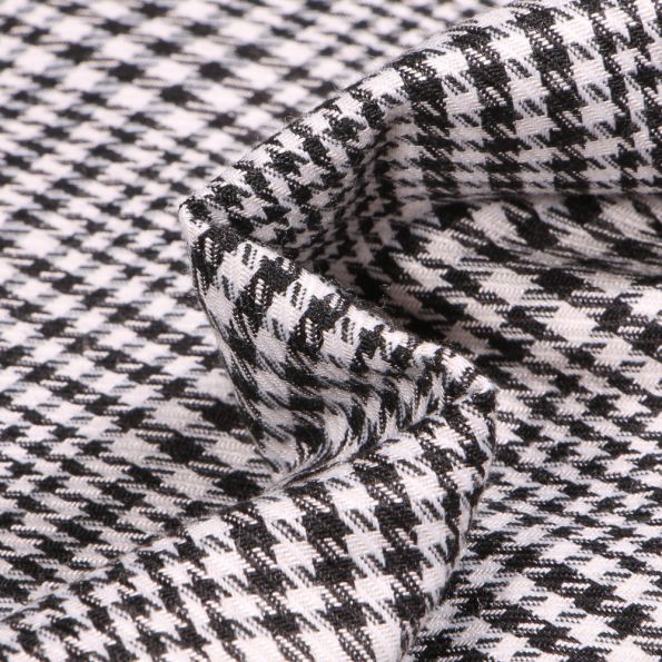 Tissu Tartan Ecossais Carreaux Edward sur fond Blanc - Par 10 cm