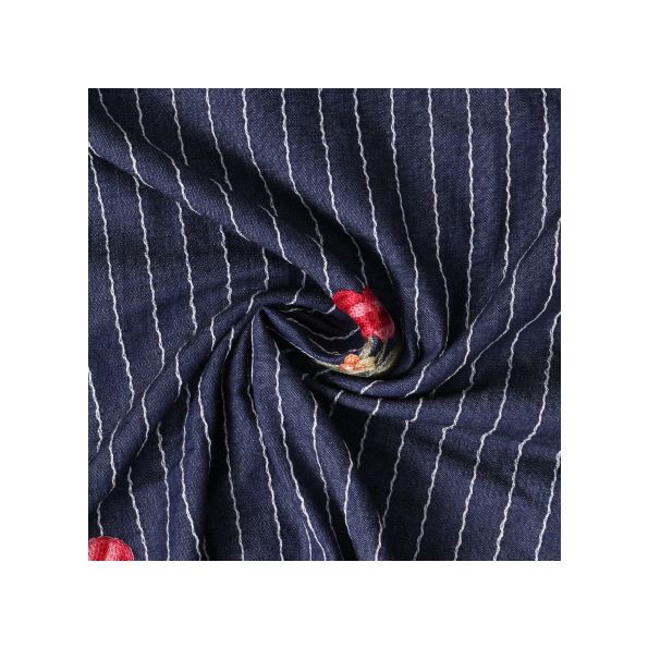 Tissu Jeans Denim brodé fleur sur fond Bleu denim - Par 10 cm