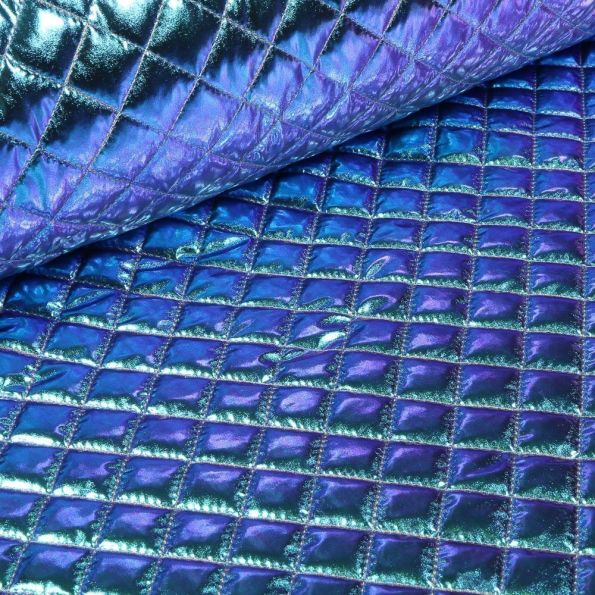 Tissu Doudoune matelassé Holographique sur fond Bleu - Par 10 cm