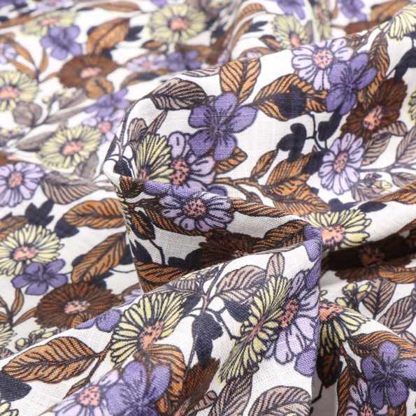 Tissu Coton Viscose Sweet Flower Anne sur fond Blanc cassé - Par 10 cm