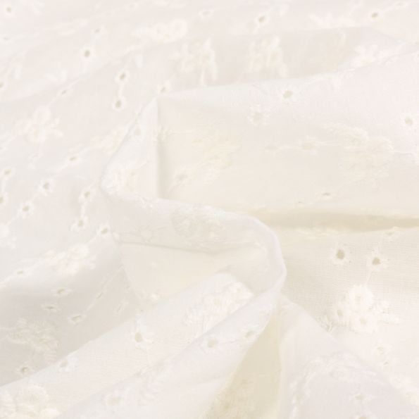 Tissu Broderie anglaise Heidi sur fond Ecru - Par 10 cm