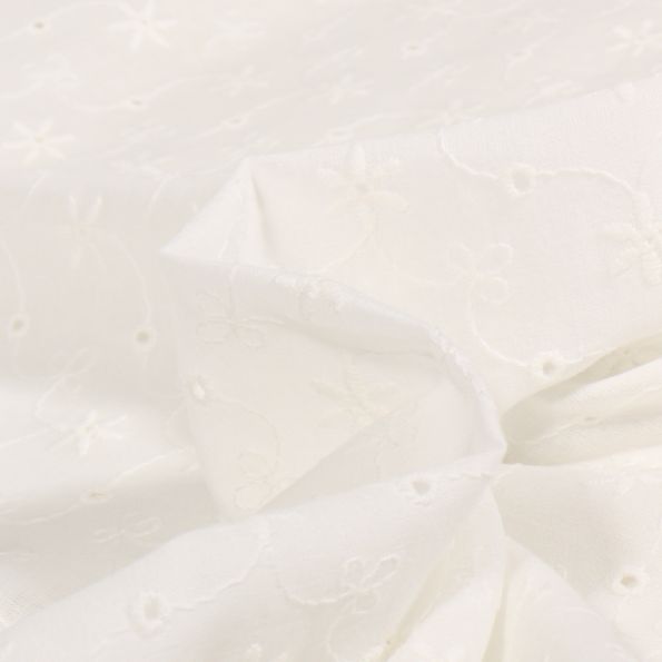Tissu Broderie anglaise Flowers Elisa stars Blanc - Par 10 cm