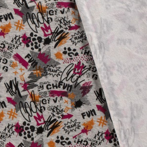 Tissu Sweat envers minky Graffiti Abyan sur fond Gris - Par 10 cm