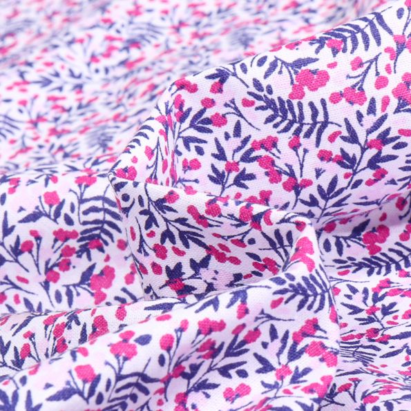 Tissu Coton imprimé Sweet Flower Maureen rose marine sur fond Blanc - Par 10 cm