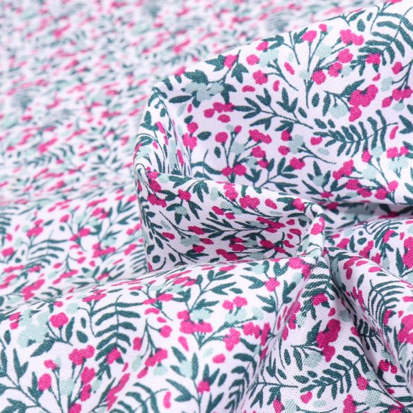 Tissu Coton imprimé Sweet Flower Maureen rose vert sur fond Blanc - Par 10 cm