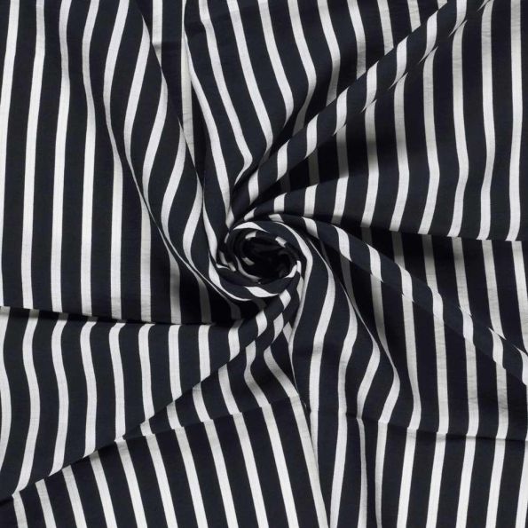 Tissu Crêpe de Viscose Basile fines rayures sur fond Noir - Par 10 cm