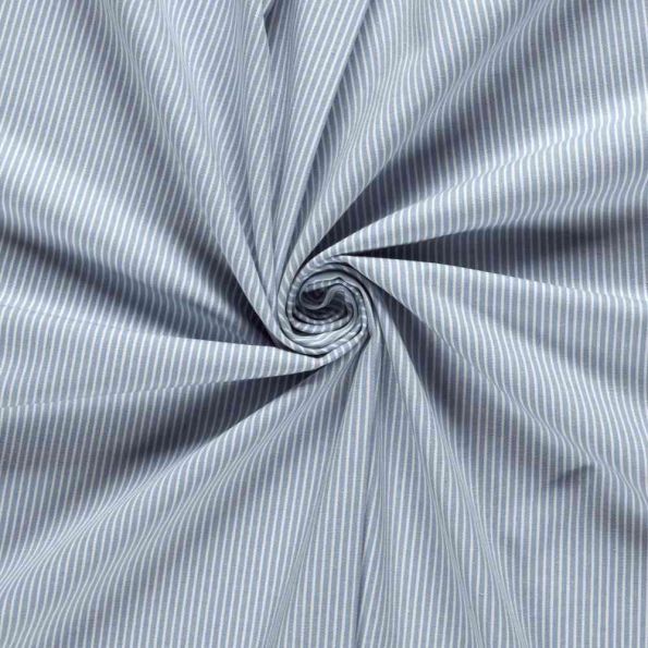 Tissu Jean Denim Coton Octave rayures Blanc sur fond Bleu clair - Par 10 cm