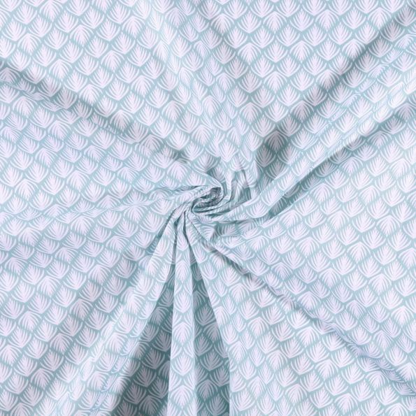 Tissu coton imprimé Feuillages blancs sur fond Bleu clair - Par 10 cm