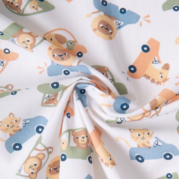 Tissu Coton imprimé Arty Animaux en voiture sur fond Blanc - Par 10 cm