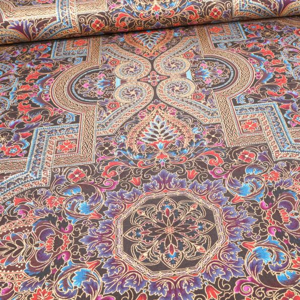 Tissu Robert Kaufman Persis Wineberry sur fond Or - Par 10 cm