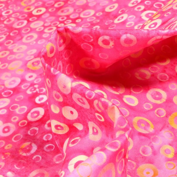 Tissu Batik Indra sur fond Rose - Par 10 cm